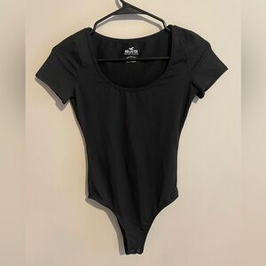 [Hollister] Scoop neck bodysuit